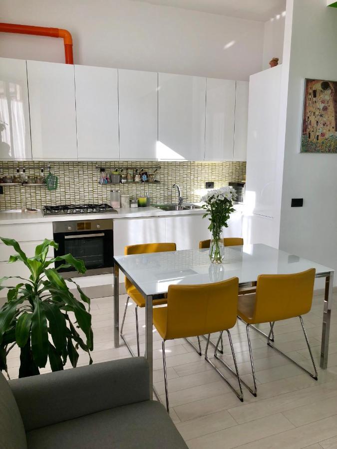 Intero Appartamento Lgbtq+ Zona Loreto Milan Luaran gambar
